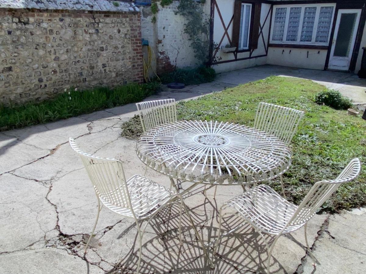 Maison Avec Jardin Et Parking, Au Centre D'Etretat Luaran gambar